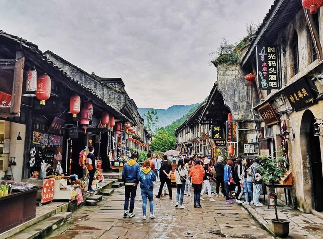 为什么中国移动天天打电话让客户换套餐?来看看这里面的“猫腻”